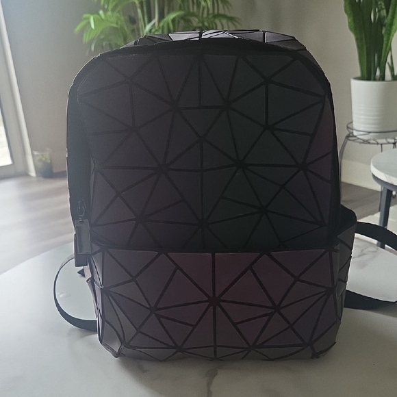 Geometric Pattern Backpack - Picture 2 of 6